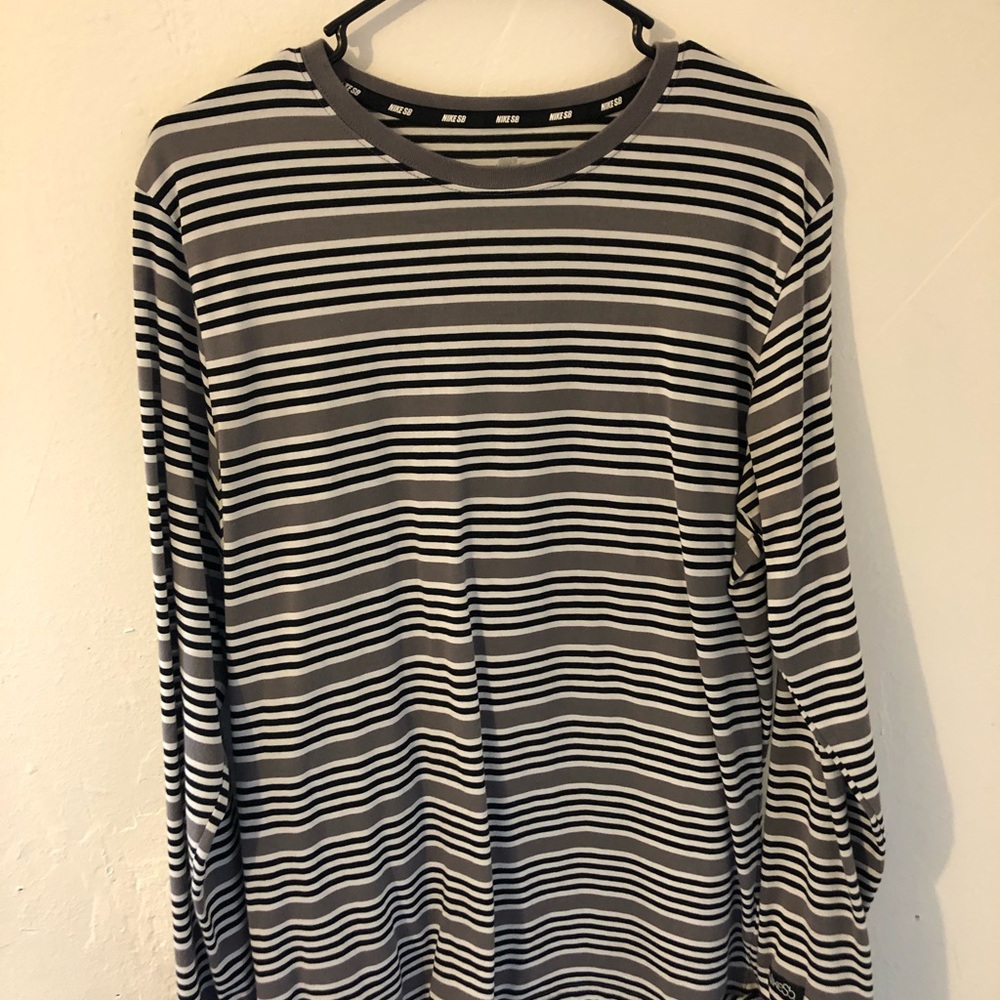 Nike sb long sleeve striped